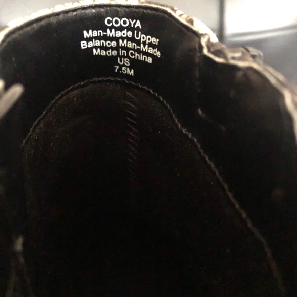 Mix No. 6 Snake Print Ankle Booties Size 7.5 - Picture 9 of 10